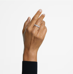 Swar*vski - Una Angelic ring Round cut, White, Rhodium plated - 5642607 / 5642609